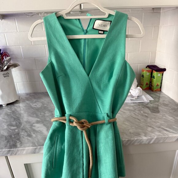 Alexis romper